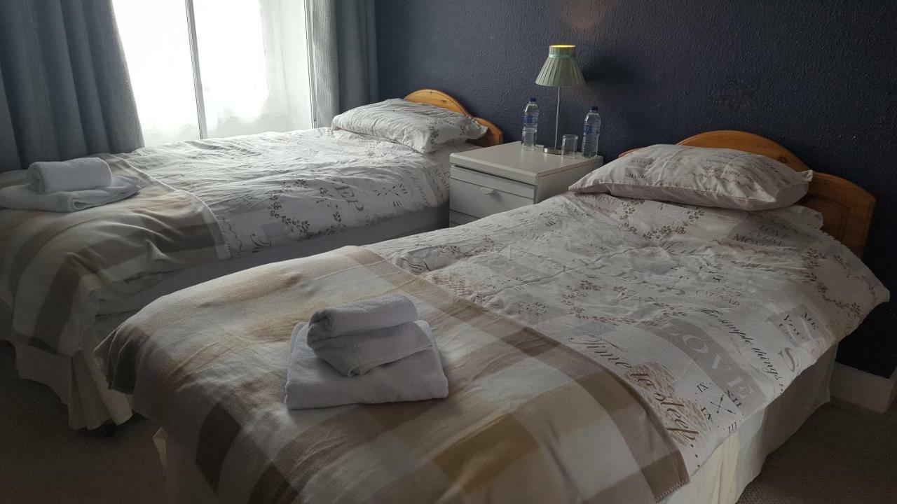 The Bugle Inn Экстерьер фото